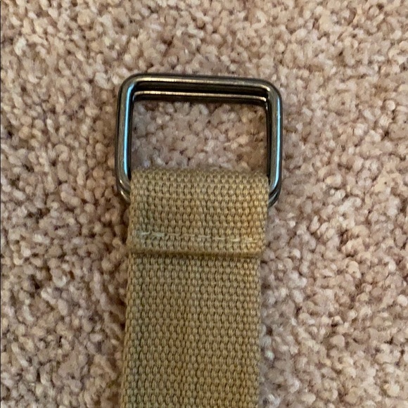 NWOT beige colored belt, adjustable size - Picture 4 of 5